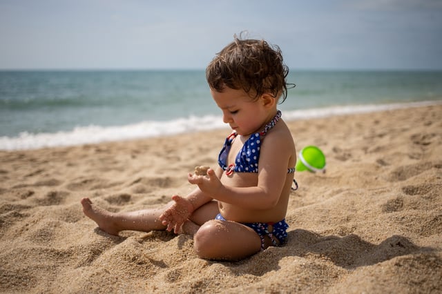 <p>Babies and toddlers - as with all things - require a little more care and attention when you dress them for the pool</p>