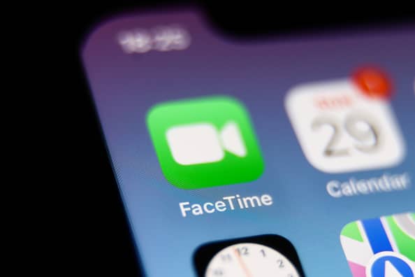 Apple threatens to remove iMessage & FaceTime from UK audience