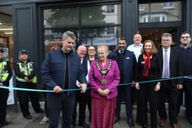 Jon Pearce MP has officially opened Buxton’s new permanent Banking Hub, securing face-to-face banking services for residents and businesses in the town.