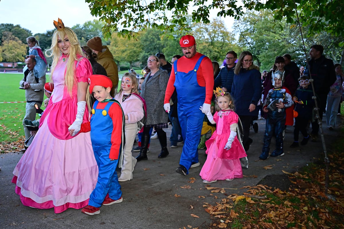 Chesterfield children's sponsored walk raises £52,000 for hospice