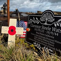 Search begins for lost WW2 airman at Peak District crash site