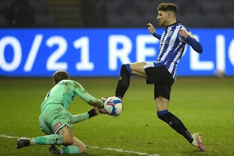 Ipswich Town are closing in on a move for ex-Sheffield Wednesday full-back Matt Penney. The versatile player was released by the Owls upon the expiry of his contract, but it looks like could be facing them in League One in the upcoming season. (The 72)