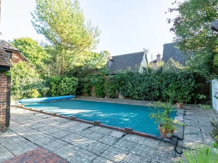 Swimming pool. Photo: Zoopla