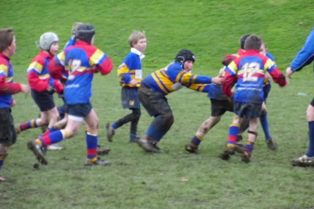 Youngsters from Buxton Under-9s/Under10s in 2011.