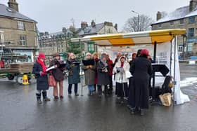 Music, hot food vendors, and more than 50 stalls for the Buxton Markets Christmas Market. Photo Buxton Markets
