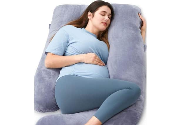 Momcozy U Shaped Pillow - the perfect body conforming huggable pillow for throughout maternity or everyday life.