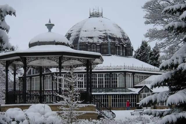 A Christmas Wonderland with stalls and an ice rink is heading to Buxton's Pavilion Gardens this year