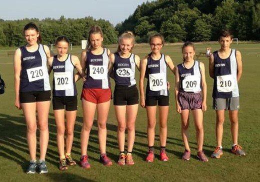 Buxton AC junior runners gather for a team picture.