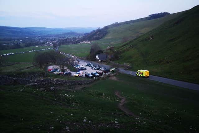 Edale Mountain Rescue Team was contacted by East Midlands Ambulance Service to reports of a walker who had fallen and was unconscious with a head injury on a footpath above Speedwell Cavern. The walker later passed away