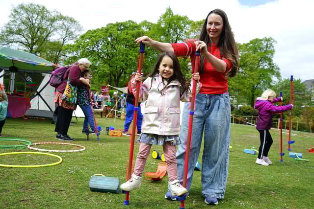 Aurora Cescan and Beth Lincoln at the circus academy. Photo Brian Eyre