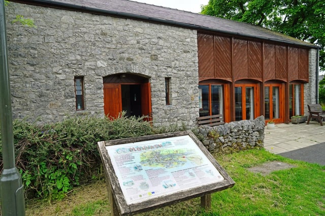 Schofields encouraged holidaymakers to consider Monyash instead of staying in nearby tourist hotspot Bakewell. They said: “This is a hidden gem of a village with a remarkably low crime rate of 12.05 crimes per 100 thousand people, making it the 32nd safest village in Derbyshire.”