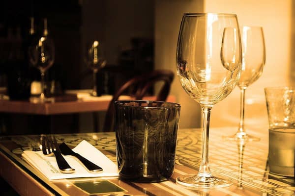 A Buxton restaurant has announced it is to close for ten days after a positive case of covid