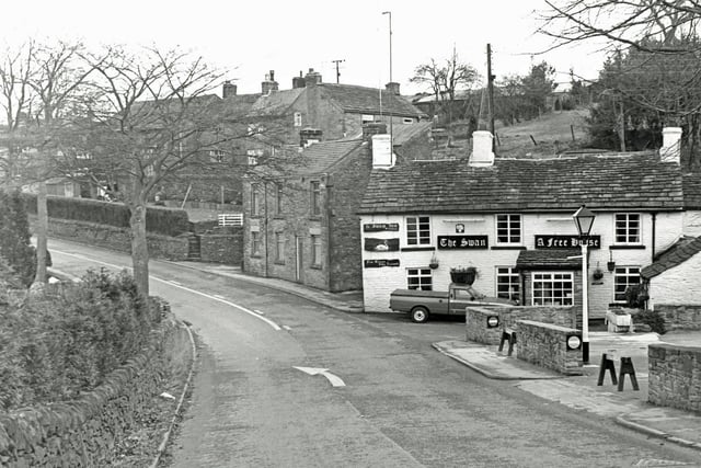 Kettleshulme showing the The Swan free house, 1980s.