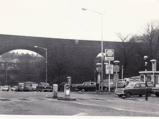 Queues in Spring Gardens, Buxton, during the 1973 petrol crisis.