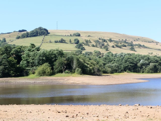 Combs Reservoir is another scenic walking route, located near Chapel-en-le-Frith in the High Peak.