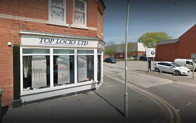 Toplocks Ltd received a 5 star review based on 46 reviews. The salon is open Tuesday to Saturday 9am to 4pm.