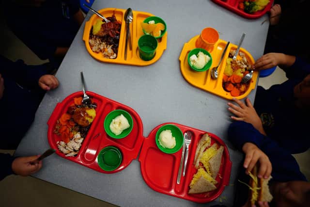 More than a quarter of pupils in Derbyshire are eligible for free school meals, recent figures show.