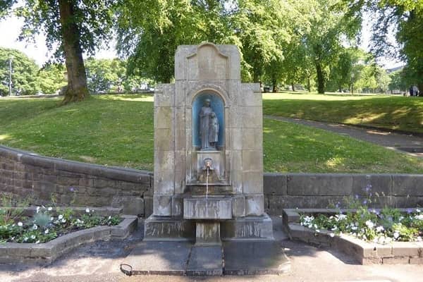 The water at St Ann's well will be made sparking for the month of April to honour the 300th birthday of Buxton's most famous architect.