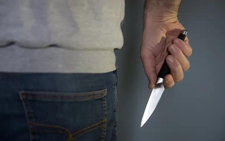 Over 330 knives removed from Derbyshire streets during knife-crime crackdown - Vimarsana News