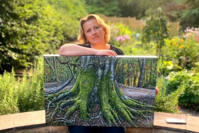 Inna Doroshenko will be displaying the first pieces she has painted since fleeing the Ukraine at an exhibition in Buxton's Pump Room this weekend.