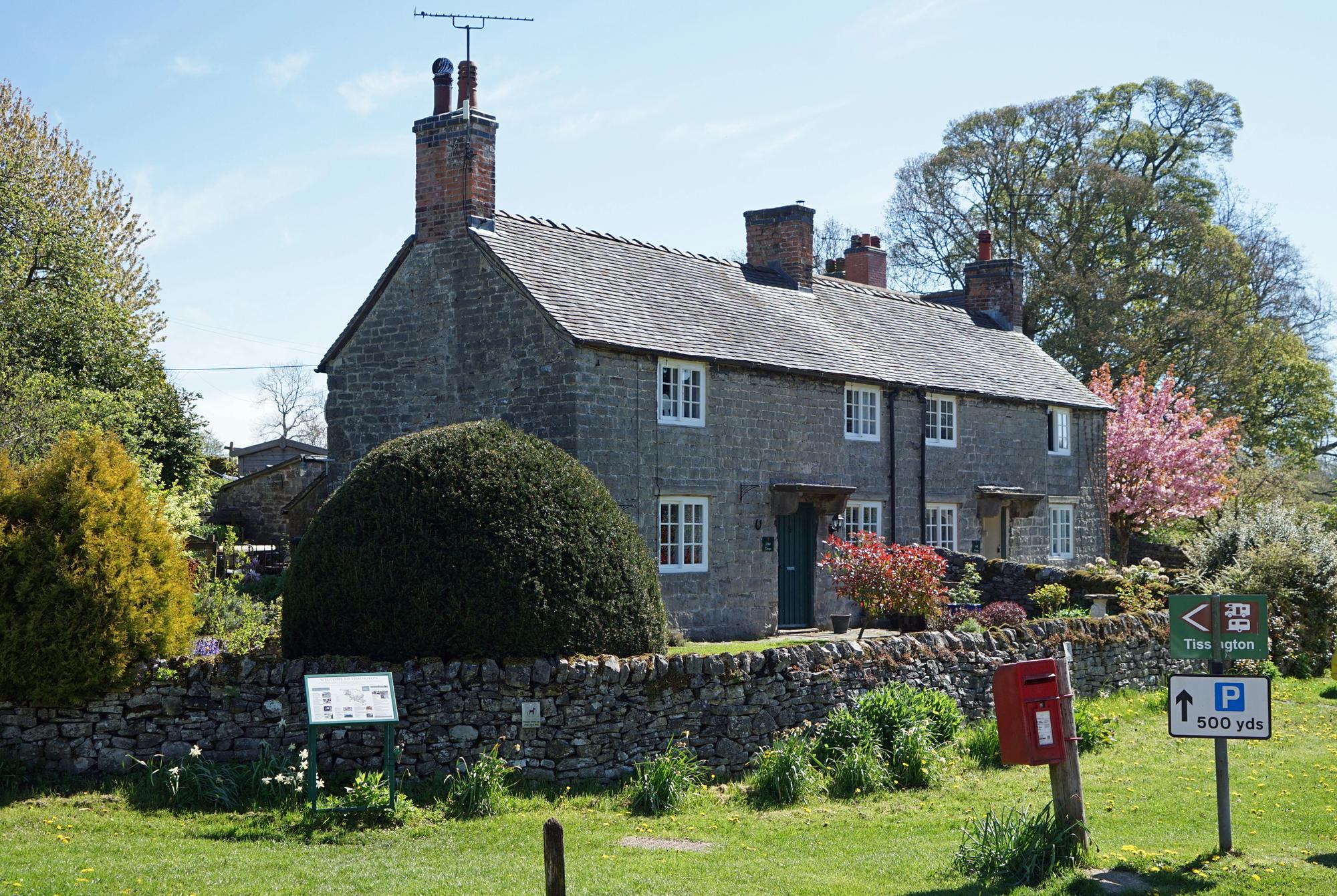 If you want to explore Tissington, you can combine this with a visit to some of Derbyshire’s most popular destinations - with the scenic market town of Ashbourne and Carsington Water both just a short drive away.