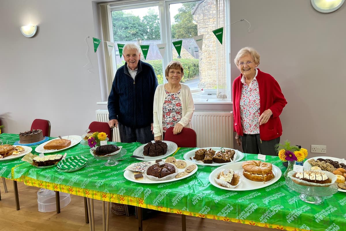 Kirchenkaffee in High Peak bringt fast 1.000 £ für MacMillan Cancer ein