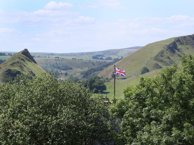 Parkhouse Hill and Chrome Hill can be seen here from Earl Sterndale. The village marks an excellent start or end point for anyone wishing to tackle the 5.4 mile trek encompassing both peaks.
