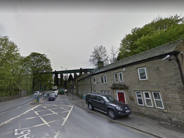 These High Peak villages have an average annual household income of £52,200. A house in these areas costs £314,471 on average, and life expectancy sits at 82.7 years for men and 84.7 years for women.