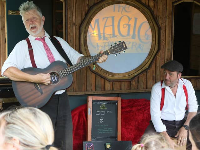 Whaley Wharf Weekend, The Magic Lantern story tellers entertaing young and old. Pic Jason Chadwick
