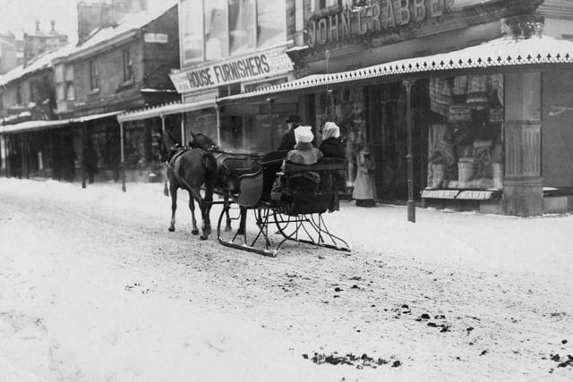 A sleigh ride in Buxton on 1st December 1908.