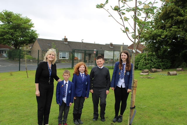 Students at Fairfield Endowed Junior School planted a tree to mark the Queen's Platinum Jubilee.
