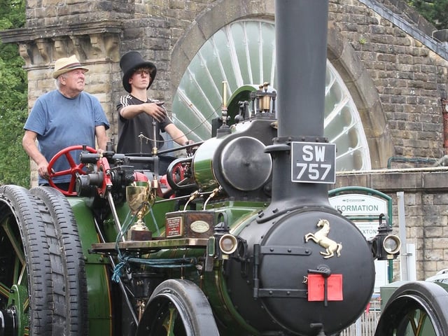 One of four traction engines in the parade
