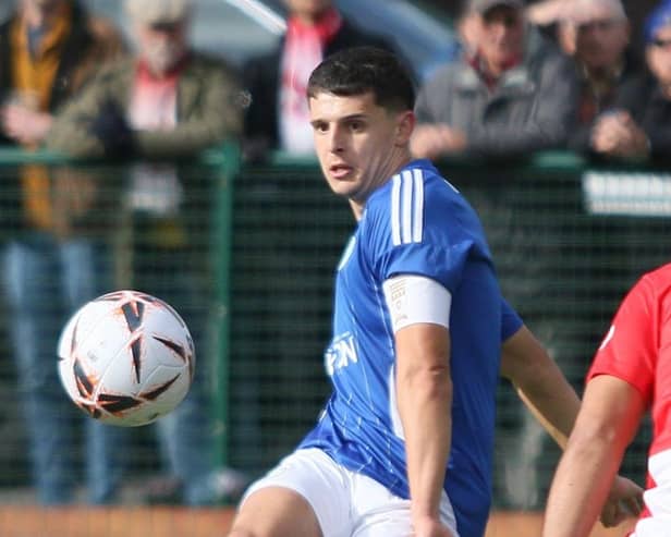 Connor Kirby has signed a new deal with Buxton.