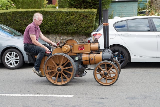 There was lots to see during carnival dya including several steam engines. Pic Peter Cull Photography