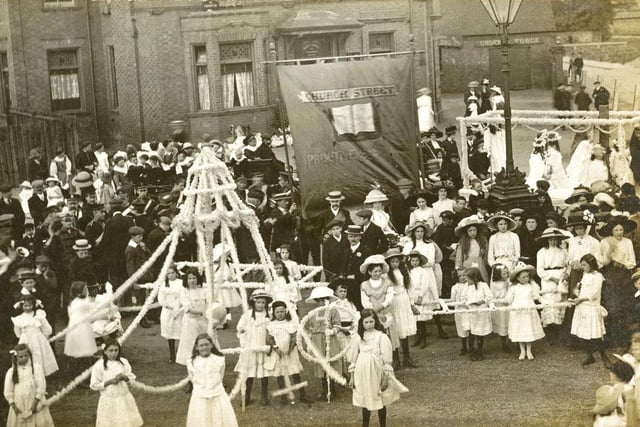 Church Street Primitive Methodist Sunday School at Sandiacre Carnival, Derbyshire, c1910.