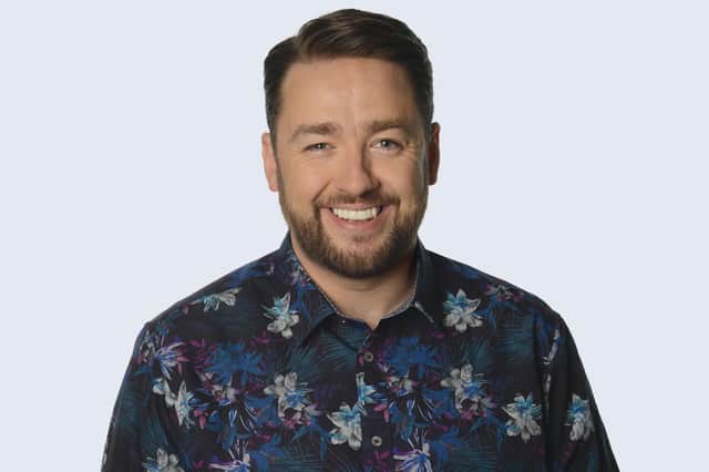 Jason Manford wll tour his Like Me show to Buxton and Derby in 2021.