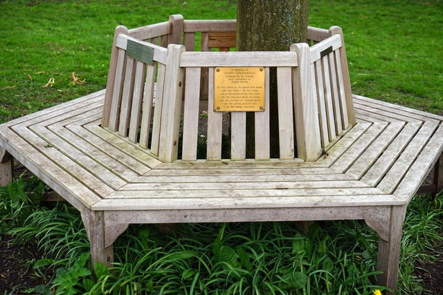 It's not all heirs and graces: this bench on the village green is dedicated to the memory of Harry Greenwood, a homeless man who moved into a local cave around 1982 and stayed there for years.