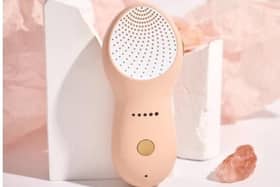 The Nebulyft R1C LA Rosé.