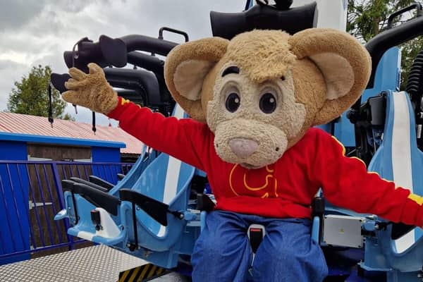 Gulliver’s mascot, Gully Mouse, enjoys a ride at Gulliver’s Theme Park resorts