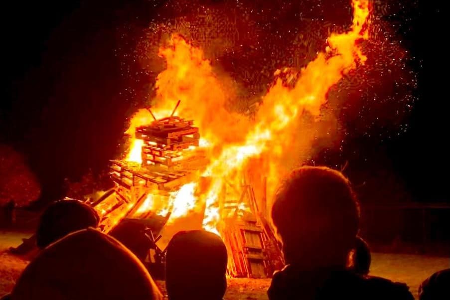 Bonfire Bridge Win a family ticket to Whaley Bridge Community Bonfire and Fireworks