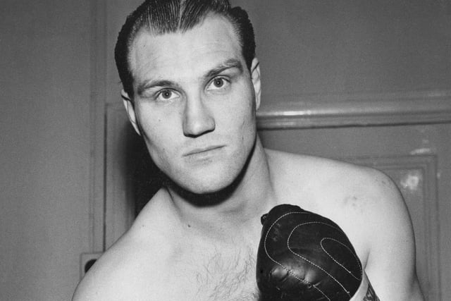 17th March 1969: British heavyweight boxer Jack Bodell (1940 - 2016) trains at a gymnasium in Swadlincote, Derbyshire, for his fight with Billy Walker on 25th March. (Photo by Central Press/Hulton Archive/Getty Images)