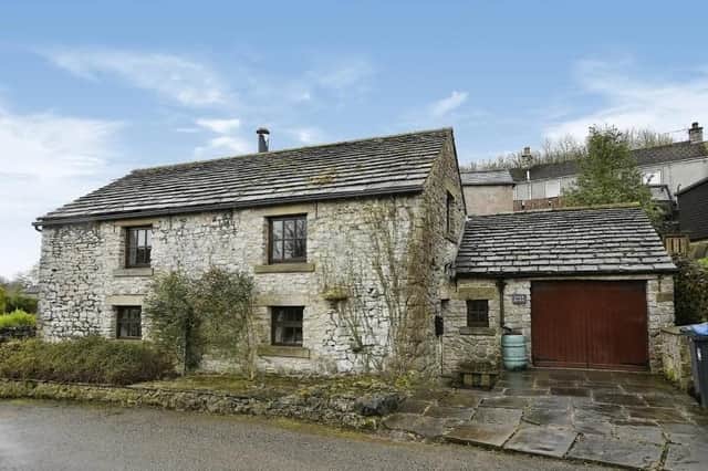 The beautifully presented two bedroom barn conversion is situated in the heart of the popular village of Taddington.