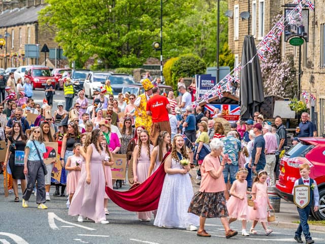 The Hayfield May Queen parade. Photo Anthony McKeown