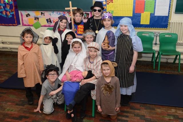 Looking cool in Sunnies for the 2013 Thornsett Primary Christmas play. Photo Jason Chadwick