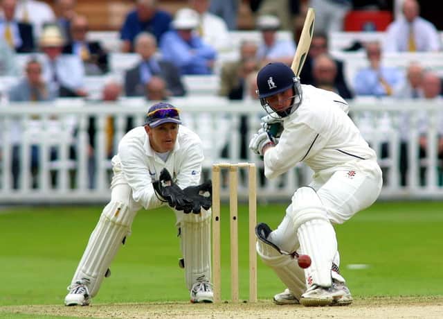 Ian Bell is to take on a batting consultancy role at Derbyshire.