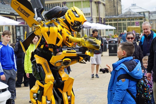 Cheshire Transformers at Buxton Spring Fair. Photo Brian Eyre