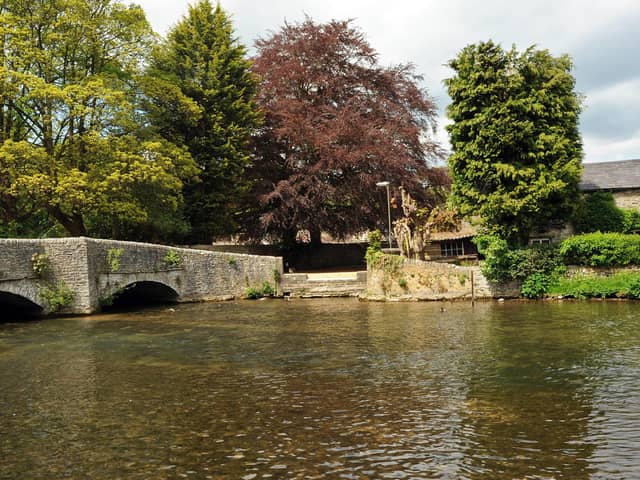 Ashford in the Water, on the River Wye, is home to the Grade II-listed Sheepwash Bridge.