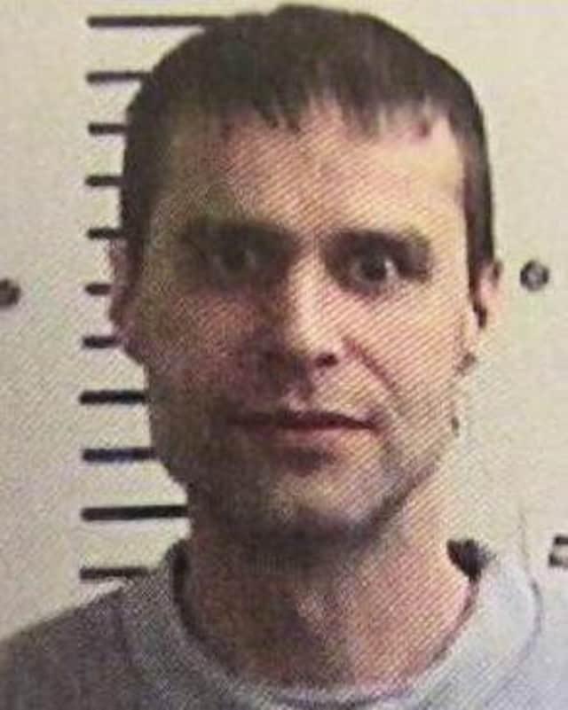 Alan Paul Steel absonded from the Derbyshire prison