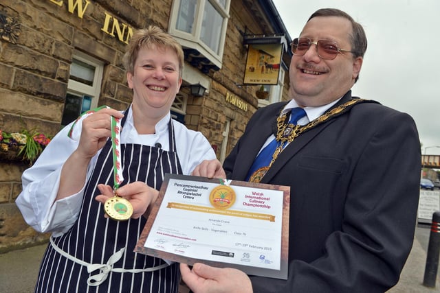 The New Inn Chapel-en-le-Frith won an award  in 2015 at the Welsh international culinary championships. Pictured landlady Amanda Crane and Cllr Stewart Young Mayor High Peak.