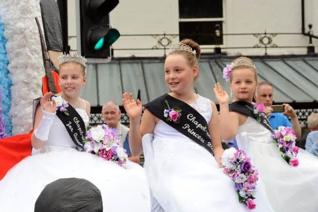 Chapel-en-le-Frith's royalty won prizes in the vehicles and arena categories. Photo by Anne Shelley.